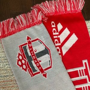 Authentic SIGNED Toronto FC team scarf